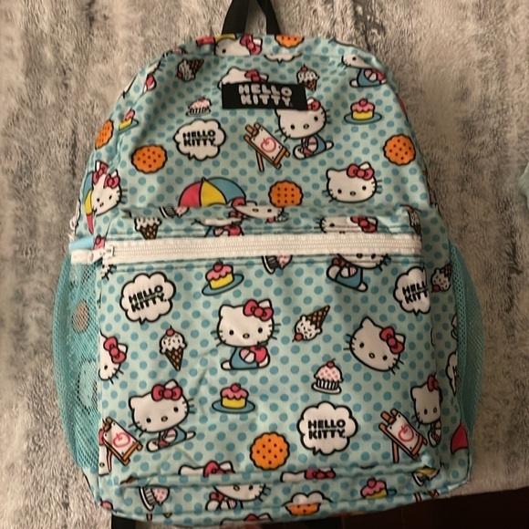 Hello Kitty Backpack NWOT - Picture 3 of 4